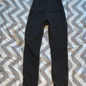 women’s full length, high rise lululemon leggings